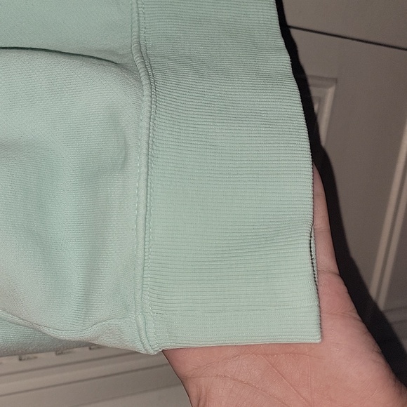 Sweater - Picture 9 of 9